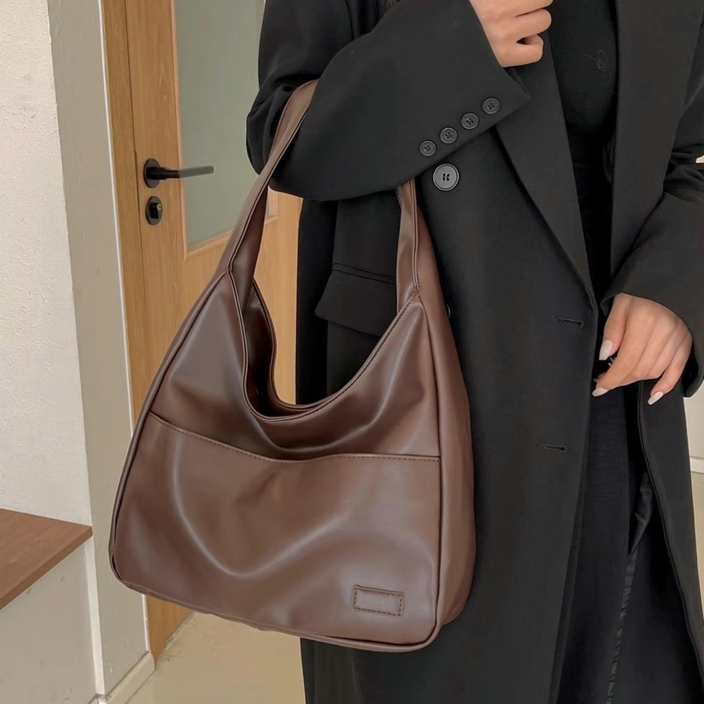 Stunning brown leather bag